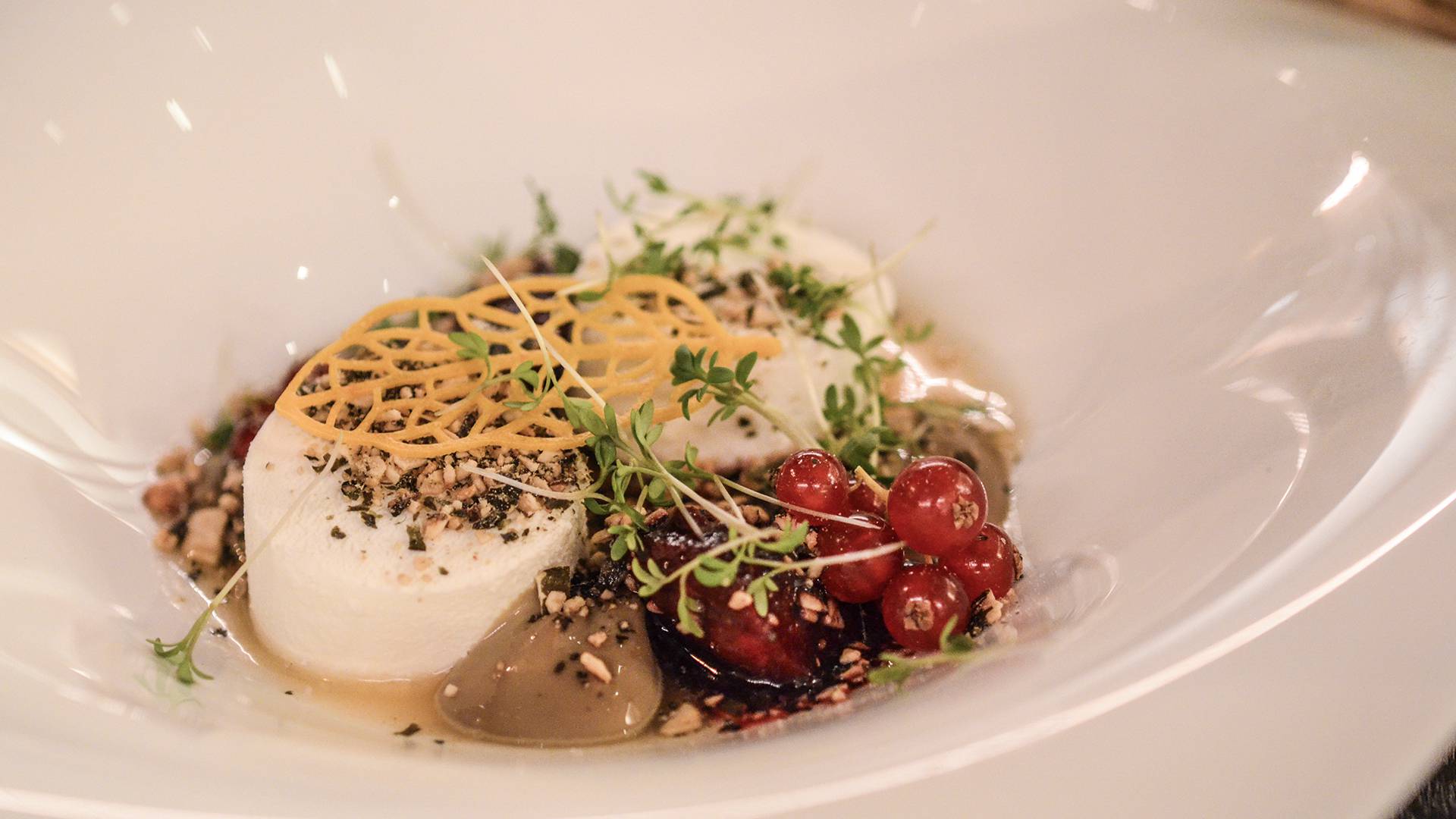 Game dishes in Tirol - creative cuisine with regional character: When tradition meets modern gourmet cuisine - Lechquell Hotel Post