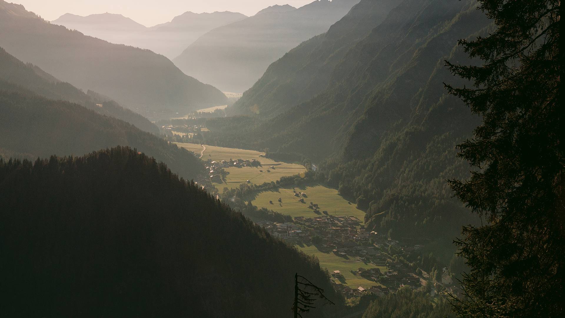 Wandelvakantie in het Lechtal - uw actieve vakantie in Tirol: Het Lechtal biedt veel meer dan de Lechweg. - Lechquell Hotel Post