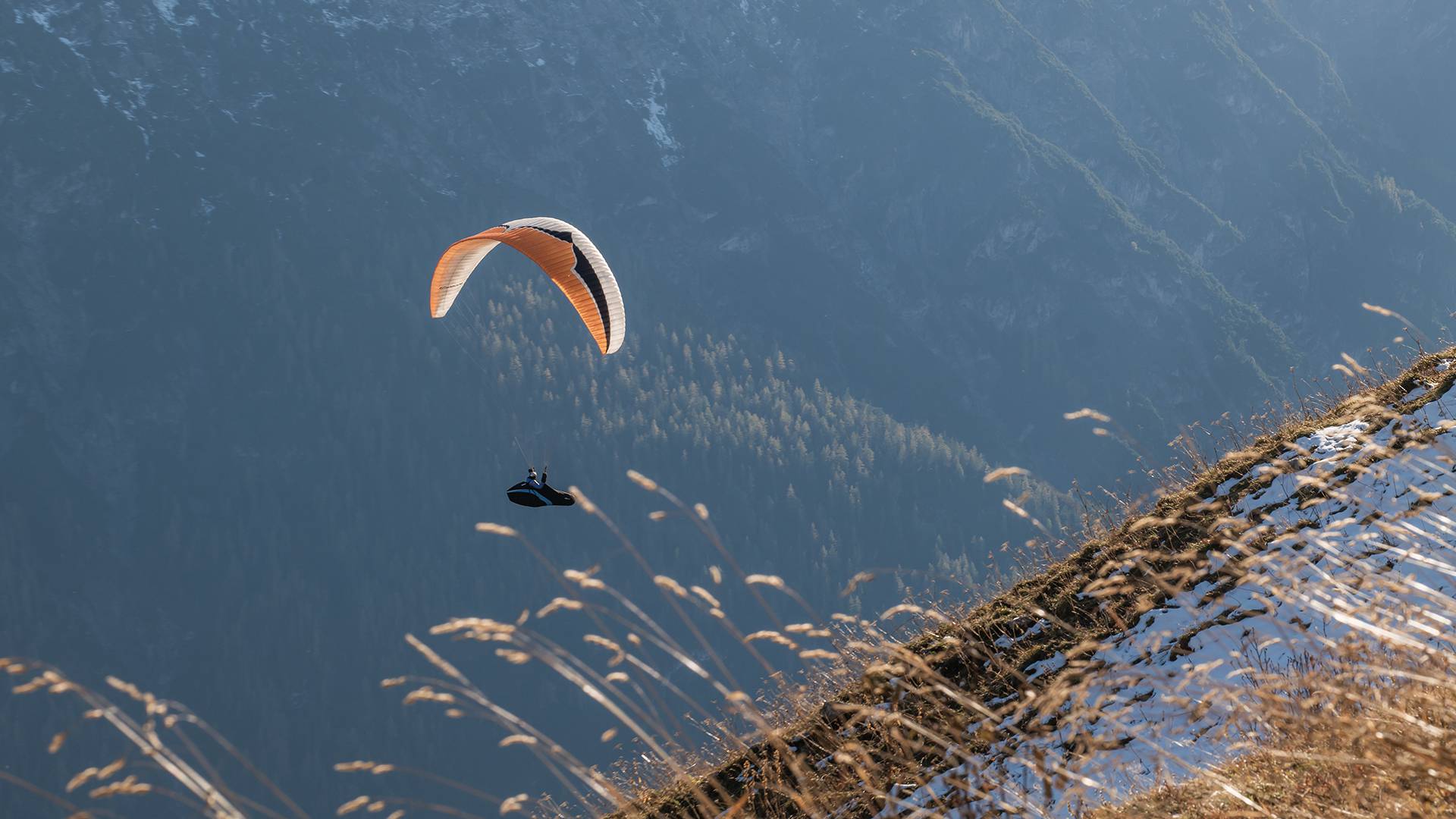 Paragliding in Lechtal: High, higher, highest - Lechquell Hotel Post