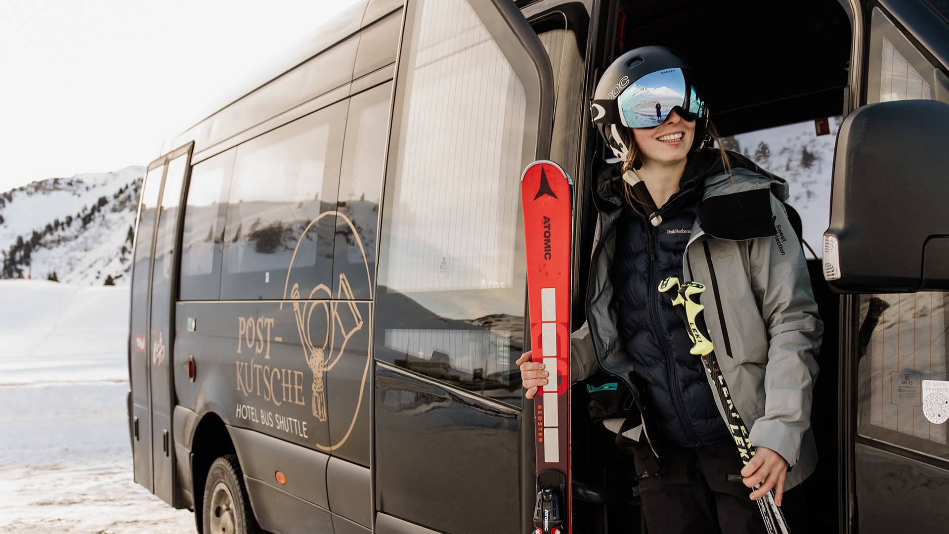Ski Shuttle Service at the Lechquell Hotel Post: Take the hotel ski shuttle directly to the slopes - Lechquell Hotel Post
