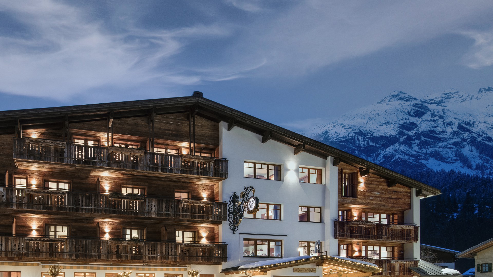 Winter view of Lechquell Hotel Post